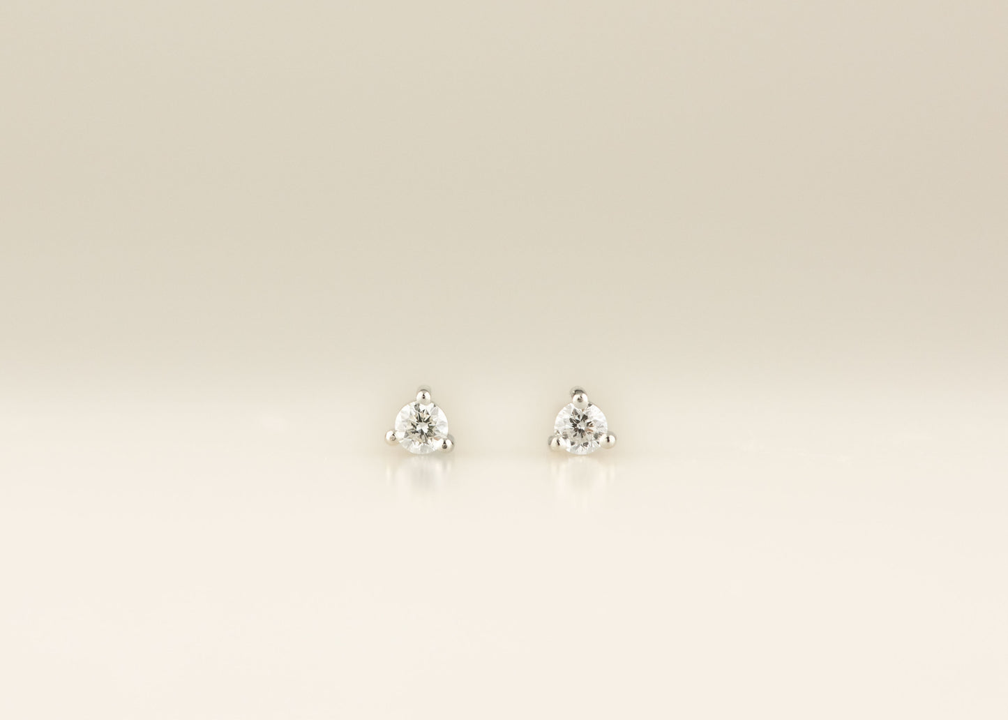 Classic Petite Solitaire Studs