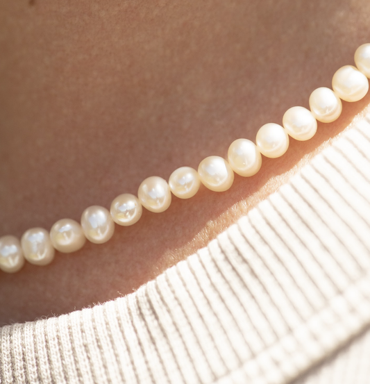 Semi Round Pearl Strand