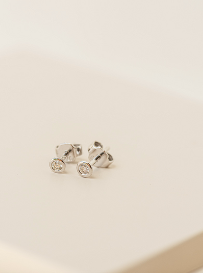 Petite Round Bezels Studs